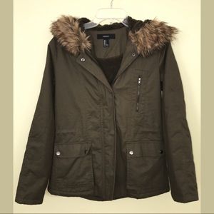 Forever 21 green winter jacket juniors women new